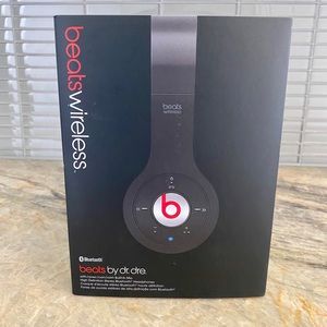 SOLD Beats by Dr Dre Wireless Bluetooth Headphone